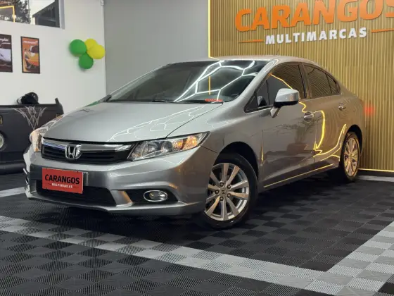HONDA CIVIC 1.8 LXS 16V FLEX 4P AUTOMÁTICO HONDA CIVIC 1.8 LXS 16V FLEX 4P AUTOMÁTICO