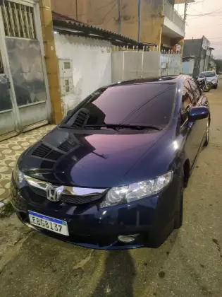 HONDA CIVIC 1.8 LXS 16V FLEX 4P MANUAL HONDA CIVIC 1.8 LXS 16V FLEX 4P MANUAL