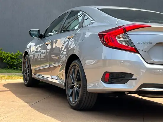 HONDA-CIVIC-2021