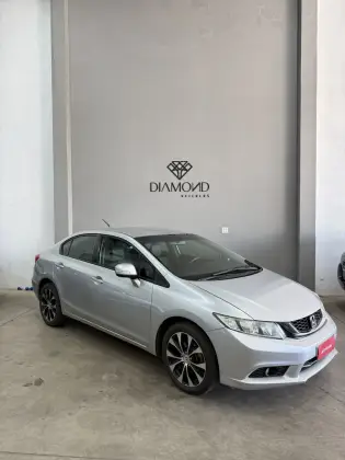 HONDA CIVIC 2.0 LXR 16V FLEX 4P AUTOMÁTICO HONDA CIVIC 2.0 LXR 16V FLEX 4P AUTOMÁTICO
