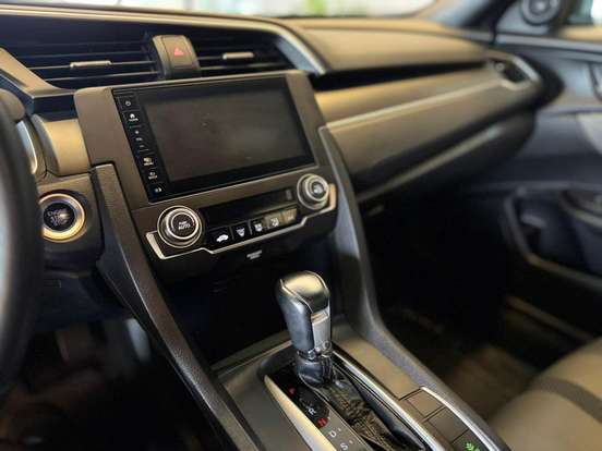 HONDA-CIVIC-2021