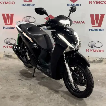 HONDA SH 150i DLX HONDA SH 150i DLX