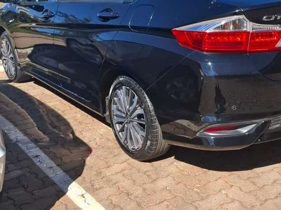 HONDA-CITY-1.5 LX 16V FLEX 4P AUTOMÁTICO HONDA-CITY-2018