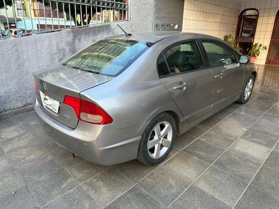 HONDA-CIVIC-1.8 LXS 16V FLEX 4P MANUAL HONDA-CIVIC-2009