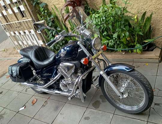 HONDA-SHADOW 600C VT-2003