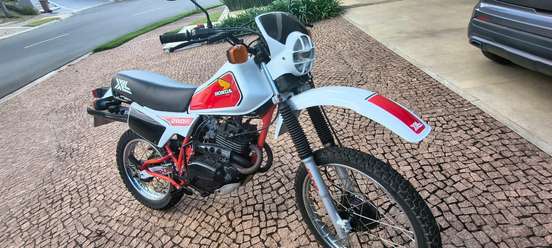 HONDA-XL 250R-1983