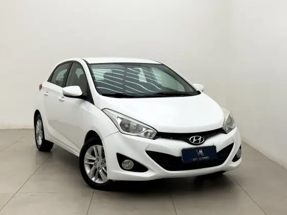 HYUNDAI HB20 1.6 PREMIUM 16V FLEX 4P MANUAL HYUNDAI HB20 1.6 PREMIUM 16V FLEX 4P MANUAL