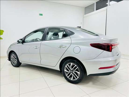 HYUNDAI-HB20S-2026