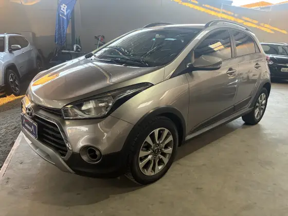 HYUNDAI HB20X 1.6 16V STYLE FLEX 4P AUTOMÁTICO HYUNDAI HB20X 1.6 16V STYLE FLEX 4P AUTOMÁTICO