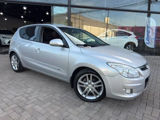 HYUNDAI I30 2.0 MPI 16V GASOLINA 4P AUTOMÁTICO