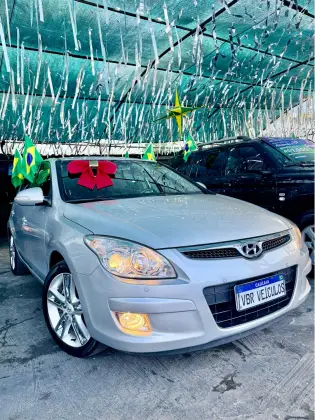 HYUNDAI I30 2.0 MPI 16V GASOLINA 4P AUTOMÁTICO HYUNDAI I30 2.0 MPI 16V GASOLINA 4P AUTOMÁTICO