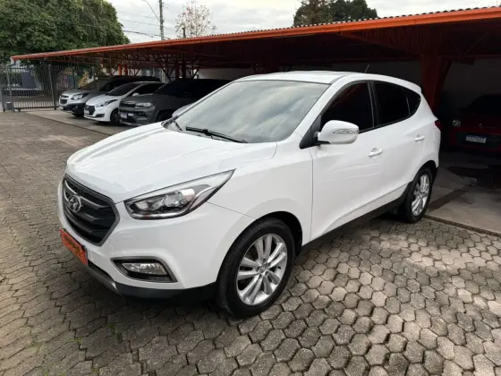 HYUNDAI IX35 2.0 MPFI GLS 16V FLEX 4P AUTOMÁTICO HYUNDAI IX35 2.0 MPFI GLS 16V FLEX 4P AUTOMÁTICO