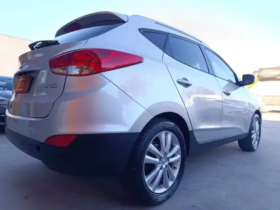 HYUNDAI-IX35-2010