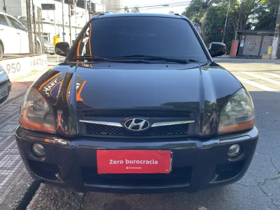 HYUNDAI TUCSON 2.0 MPFI GLS 16V 143CV 2WD GASOLINA 4P AUTOMÁTICO HYUNDAI TUCSON 2.0 MPFI GLS 16V 143CV 2WD GASOLINA 4P AUTOMÁTICO