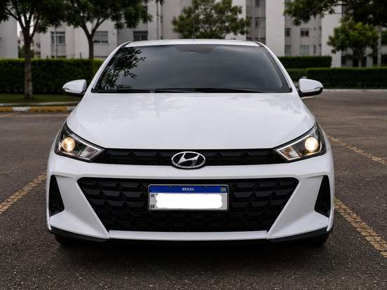 HYUNDAI-HB20-2024
