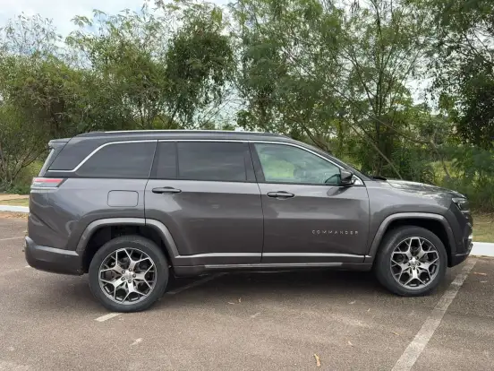 JEEP-COMMANDER-2021