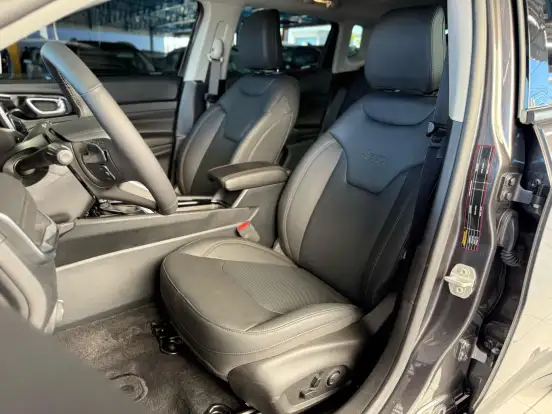 JEEP-COMPASS-2024