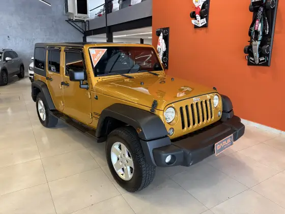 JEEP WRANGLER 3.6 UNLIMITED SPORT 4X4 V6 GASOLINA 4P AUTOMÁTICO JEEP WRANGLER 3.6 UNLIMITED SPORT 4X4 V6 GASOLINA 4P AUTOMÁTICO
