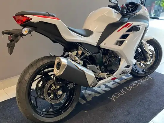 KAWASAKI-NINJA 300 KAWASAKI-NINJA 300-2026