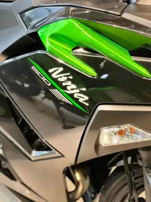 KAWASAKI-NINJA 500-2026
