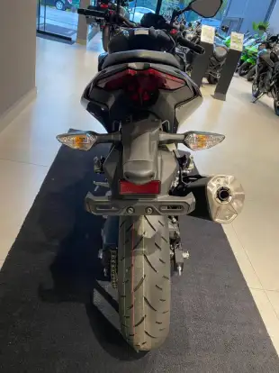 KAWASAKI-Z500-2026