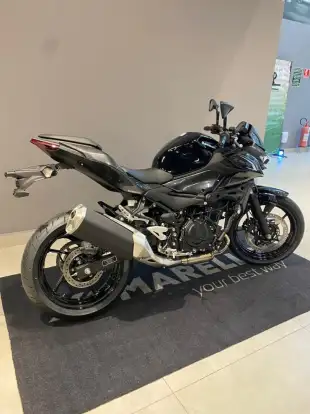 KAWASAKI-Z500-2026