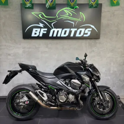 KAWASAKI Z800 KAWASAKI Z800