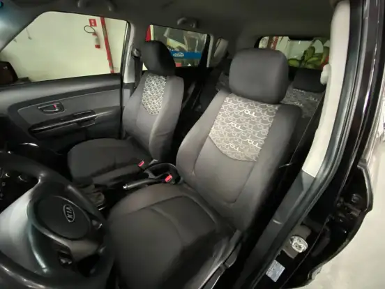 KIA-SOUL-1.6 EX 16V FLEX 4P AUTOMÁTICO KIA-SOUL-2011