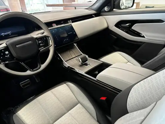 LAND ROVER-RANGE ROVER EVOQUE-2.0 P250 FLEX AUTOBIOGRAPHY AWD AUTOMÁTICO LAND ROVER-RANGE ROVER EVOQUE-2026