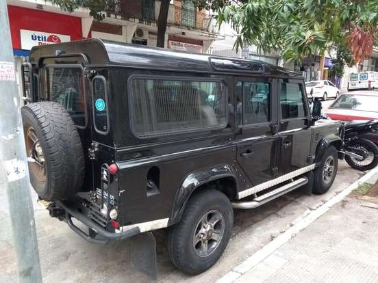 LAND ROVER-DEFENDER-2.5 CSW 110 4X4 TURBO DIESEL 4P MANUAL LAND ROVER-DEFENDER-2004