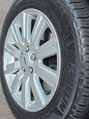 LAND ROVER-DISCOVERY 4-2013
