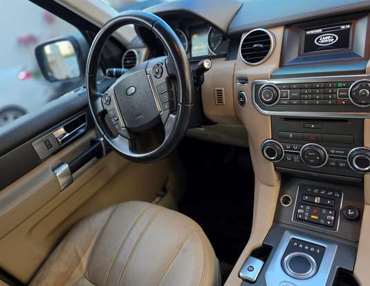 LAND ROVER-DISCOVERY 4-2013