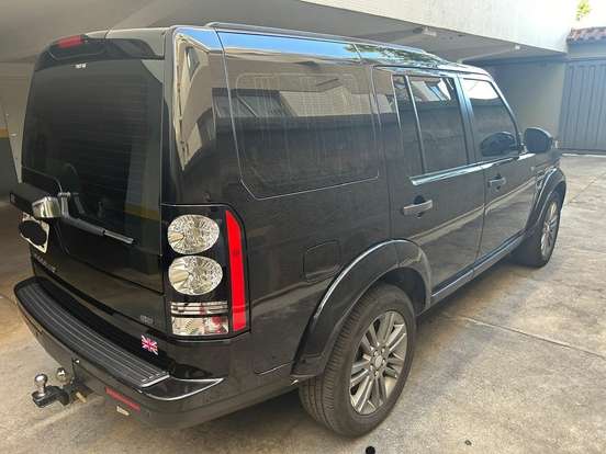 LAND ROVER-DISCOVERY 4-2014