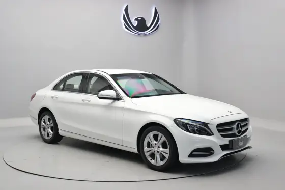 MERCEDES-BENZ C 180 1.6 CGI AVANTGARDE 16V TURBO GASOLINA 4P AUTOMÁTICO MERCEDES-BENZ C 180 1.6 CGI AVANTGARDE 16V TURBO GASOLINA 4P AUTOMÁTICO