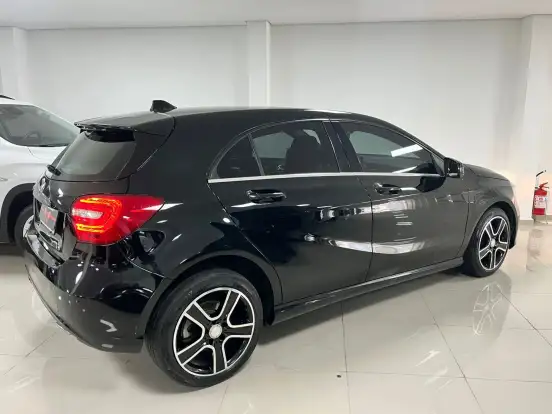 MERCEDES-BENZ-CLASSE A-1.6 200 TURBO STYLE GASOLINA 4P AUTOMATIZADO MERCEDES-BENZ-CLASSE A-2013