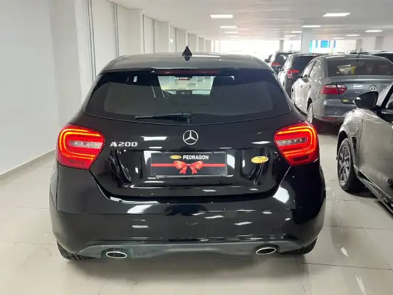 MERCEDES-BENZ-CLASSE A-1.6 200 TURBO STYLE GASOLINA 4P AUTOMATIZADO MERCEDES-BENZ-CLASSE A-2013