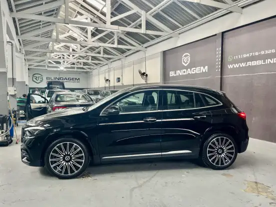 MERCEDES-BENZ-GLA 200-1.3 MHEV AMG LINE 7G-DCT MERCEDES-BENZ-GLA 200-2025