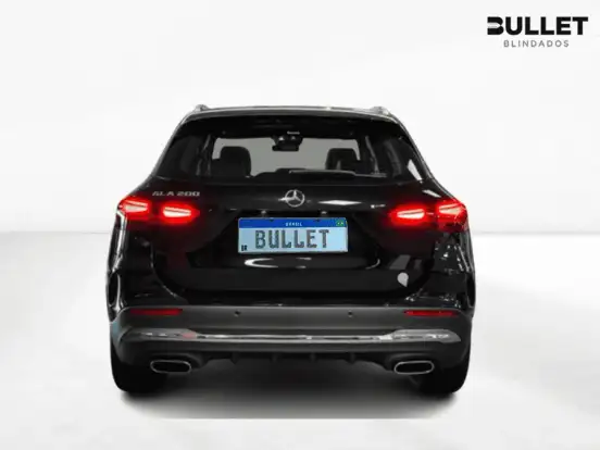 MERCEDES-BENZ-GLA 200-2025