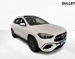 MERCEDES-BENZ GLA 200 1.3 MHEV AMG LINE 7G-DCT MERCEDES-BENZ GLA 200 1.3 MHEV AMG LINE 7G-DCT