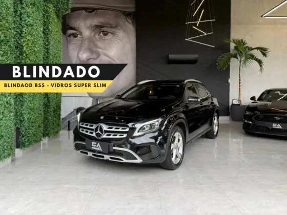MERCEDES-BENZ GLA 200 1.6 CGI FLEX ADVANCE 7G-DCT
