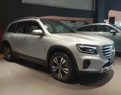 MERCEDES-BENZ GLB 220 2.0 MHEV AMG LINE 4MATIC 8G-DCT MERCEDES-BENZ GLB 220 2.0 MHEV AMG LINE 4MATIC 8G-DCT