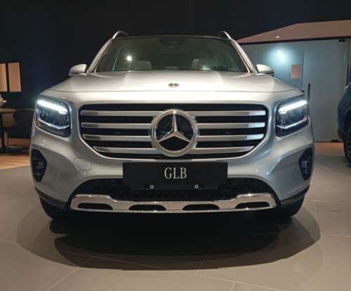 MERCEDES-BENZ-GLB 220-2025