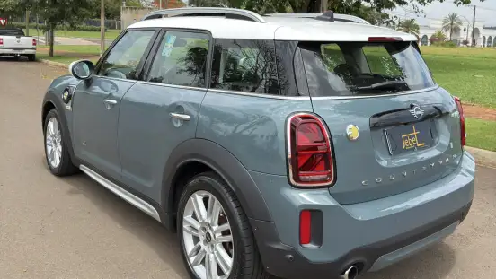 MINI-COUNTRYMAN-2021