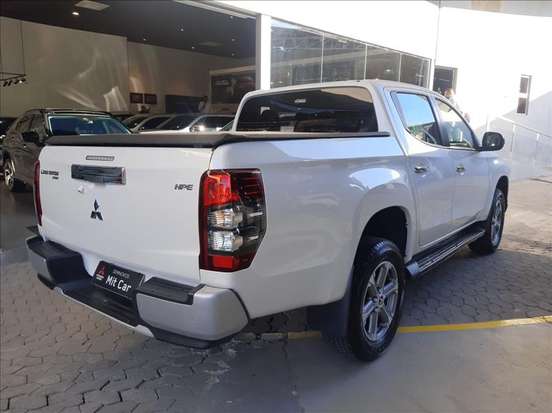 MITSUBISHI-L200 TRITON-2021