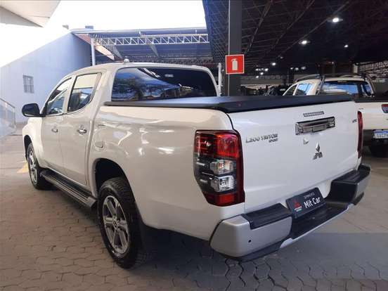 MITSUBISHI-L200 TRITON-2.4 16V TURBO DIESEL SPORT HPE CD 4P 4X4 AUTOMÁTICO MITSUBISHI-L200 TRITON-2021