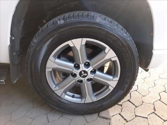MITSUBISHI-L200 TRITON-2021