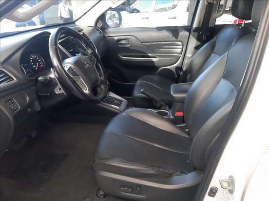 MITSUBISHI-L200 TRITON-2021