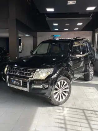 MITSUBISHI PAJERO 3.2 HPE 4X4 7 LUGARES 16V TURBO INTERCOOLER DIESEL 4P AUTOMÁTICO MITSUBISHI PAJERO 3.2 HPE 4X4 7 LUGARES 16V TURBO INTERCOOLER DIESEL 4P AUTOMÁTICO