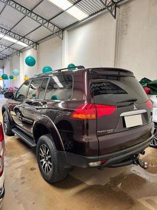 MITSUBISHI-PAJERO DAKAR-2013