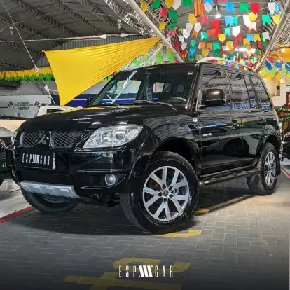 MITSUBISHI-PAJERO TR4-2.0 4X2 16V 140CV FLEX 4P AUTOMÁTICO MITSUBISHI-PAJERO TR4-2014
